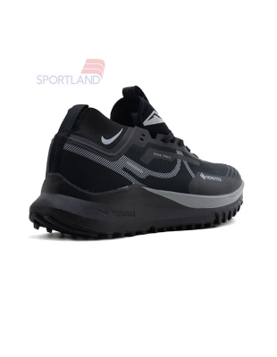 کفش دویدن زنانه نایکی React Pegasus Trail 4 GTX W