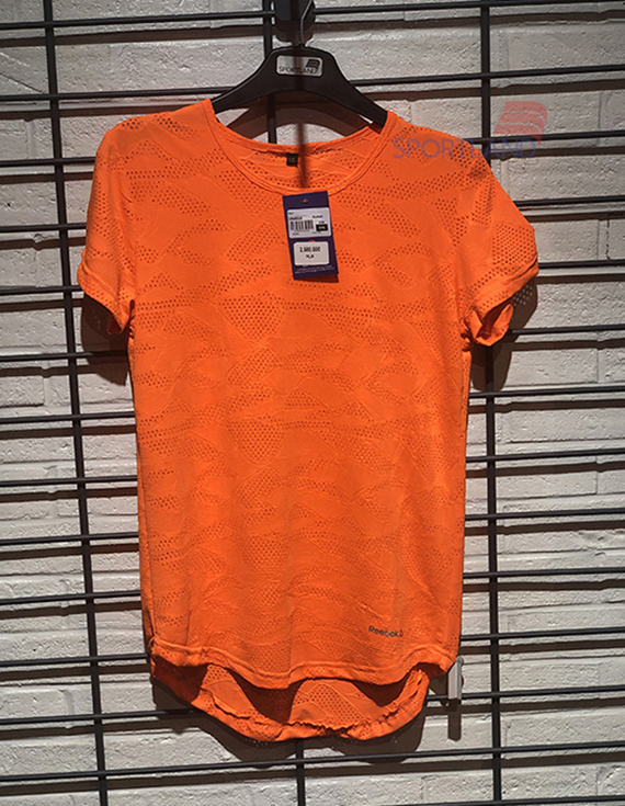 تی شرت ورزشی زنانه ریباک Might