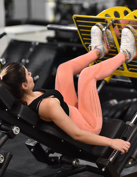 لگ ورزشی زنانه ریباک Skylab