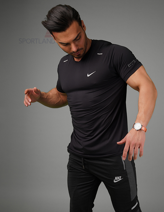 تی شرت ورزشی مردانه نایکی Amstel M