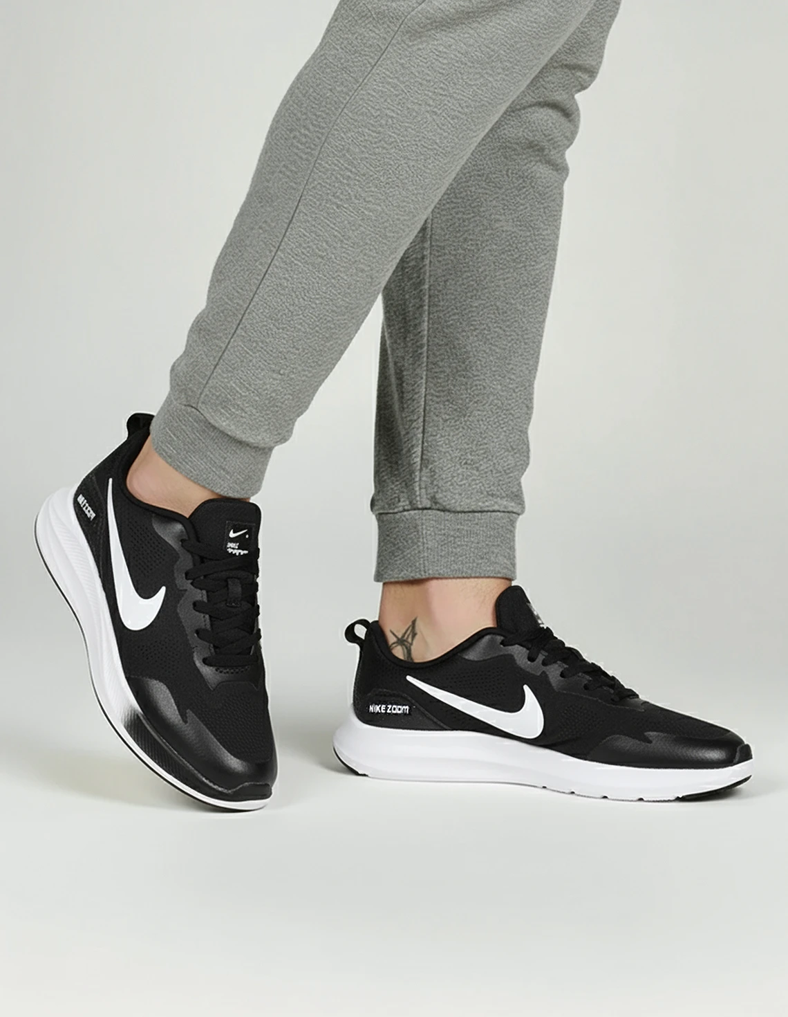 کفش دویدن مردانه نایکی Nike Zoom M