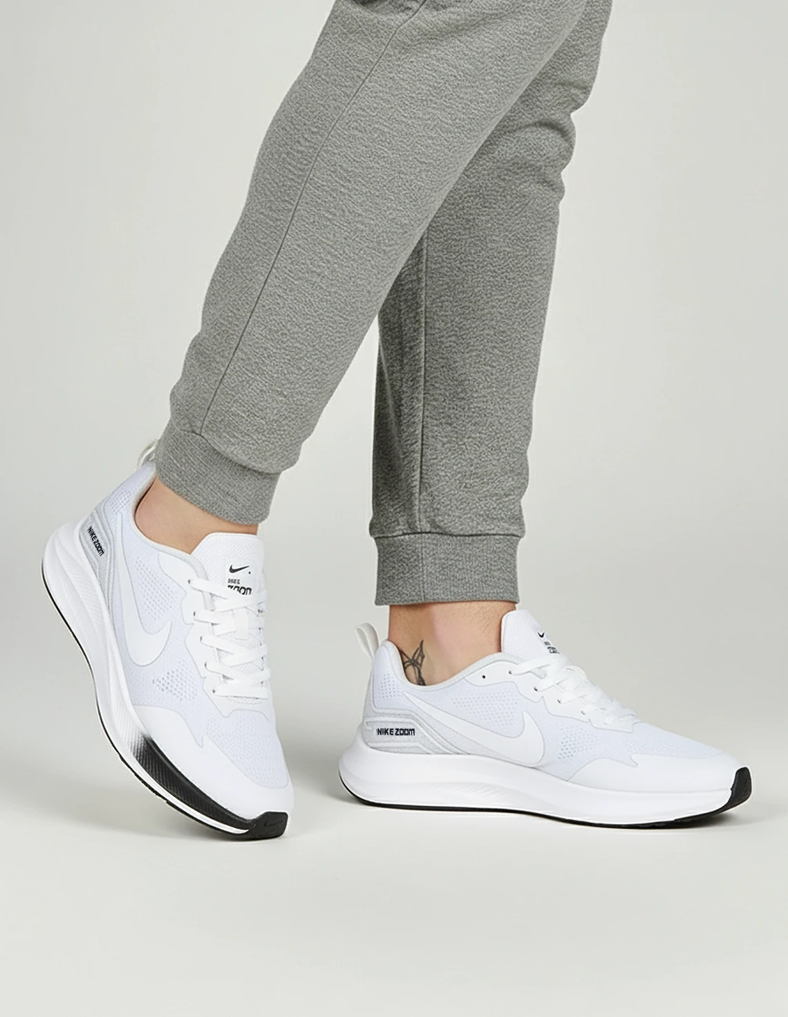 کفش دویدن مردانه نایکی Nike Zoom M
