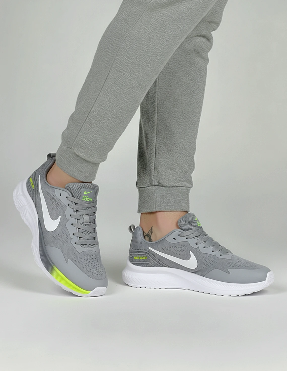 کفش دویدن مردانه نایکی Nike Zoom M