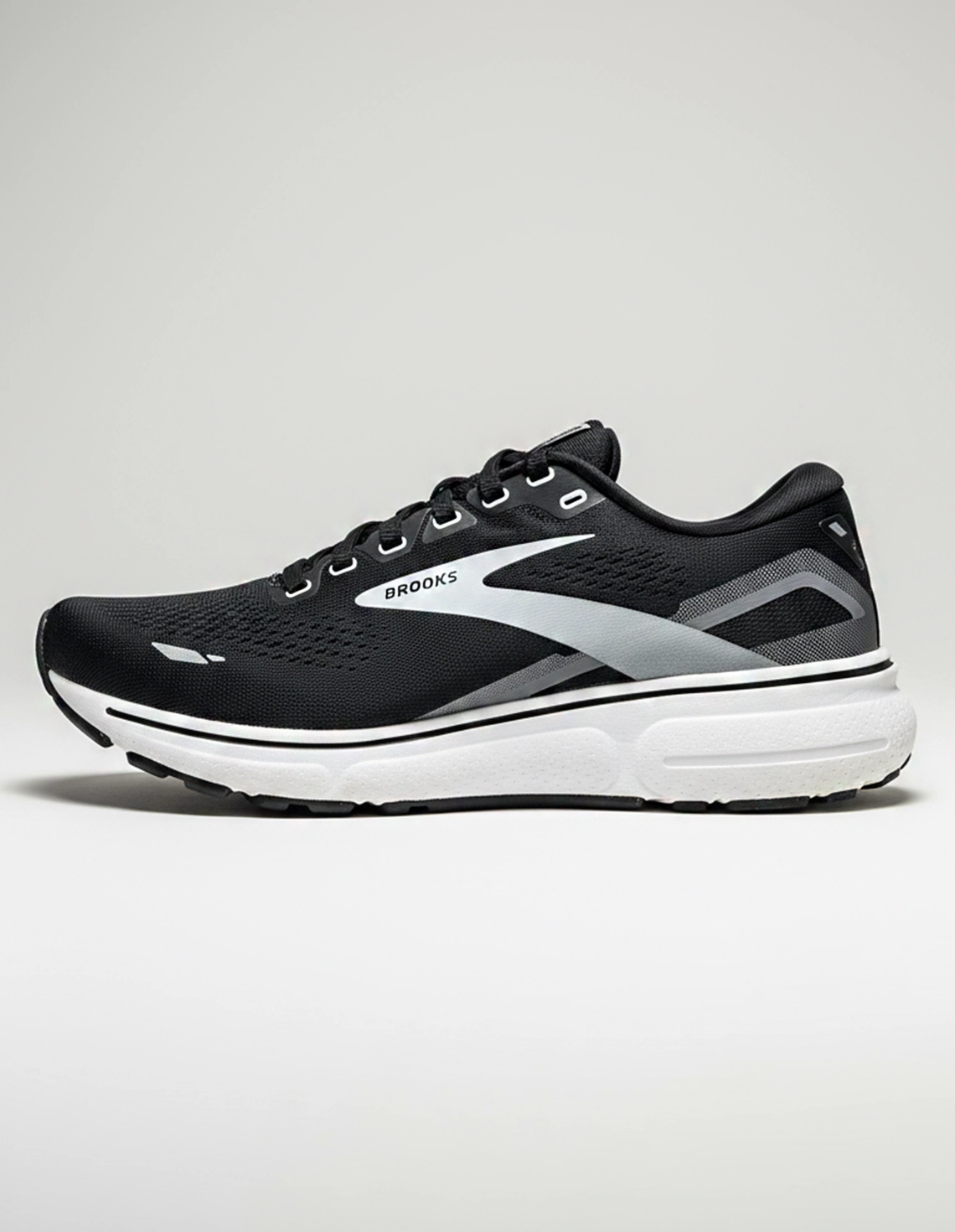 کفش دویدن مردانه بروکس Ghost-15 M