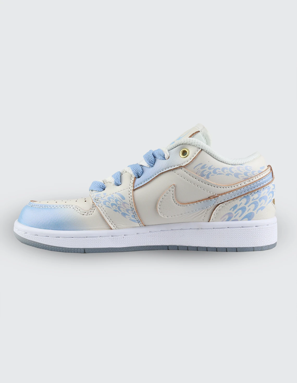 کفش روزانه زنانه نایکی Jordan 1 Low Dragon W