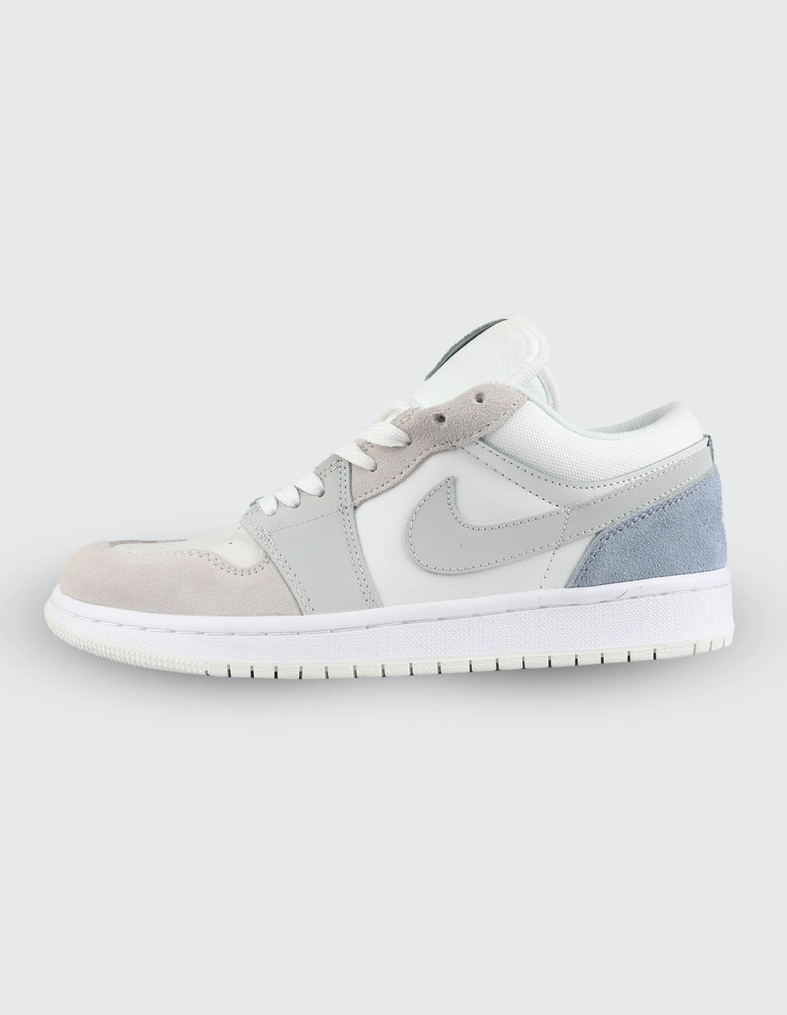 کفش روزانه Unisex نایکی Jordan 1 Low Paris U