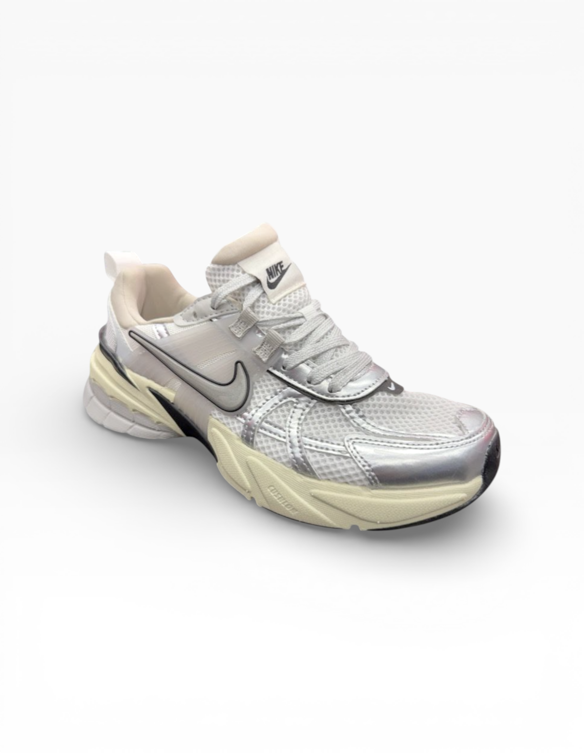 کفش دویدن زنانه نایکی V2K Run W