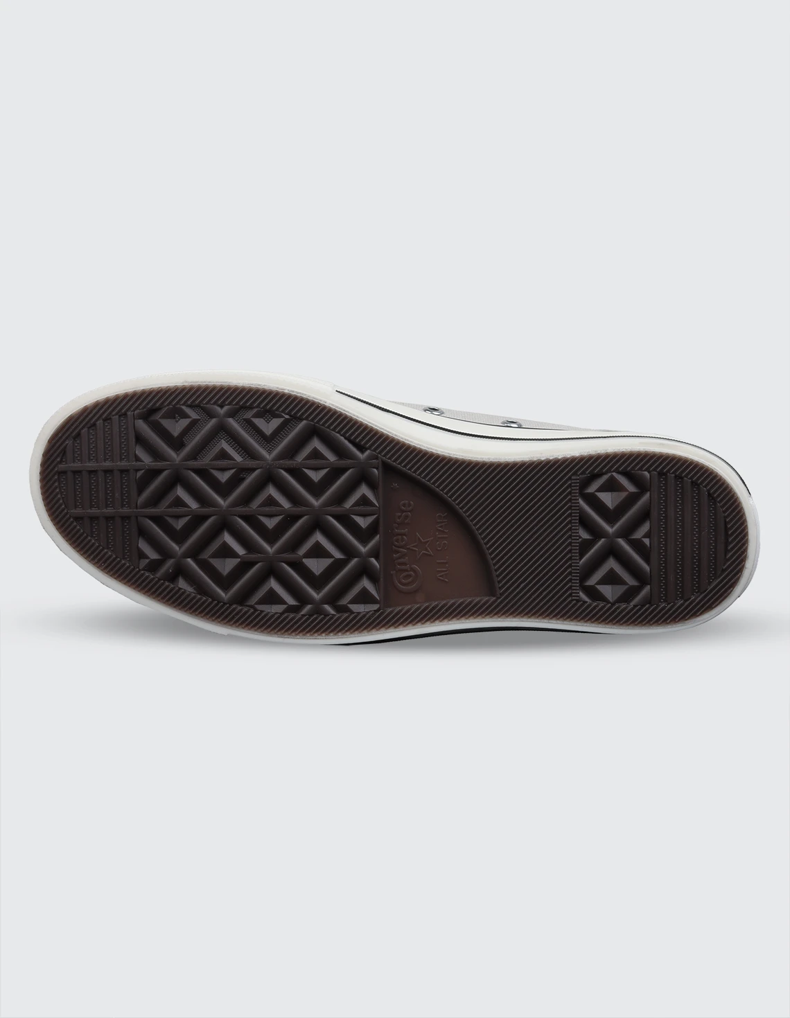 کفش روزانه مردانه کانورس Chuck Taylor All Star M