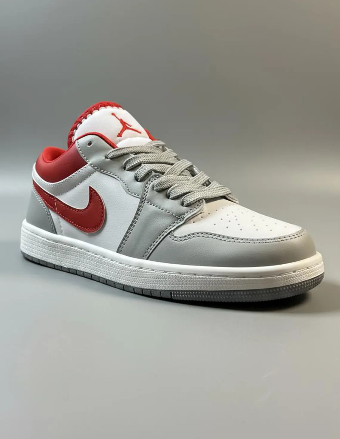 کفش روزانه مردانه نایکی Air Jordan 1 Low LX M