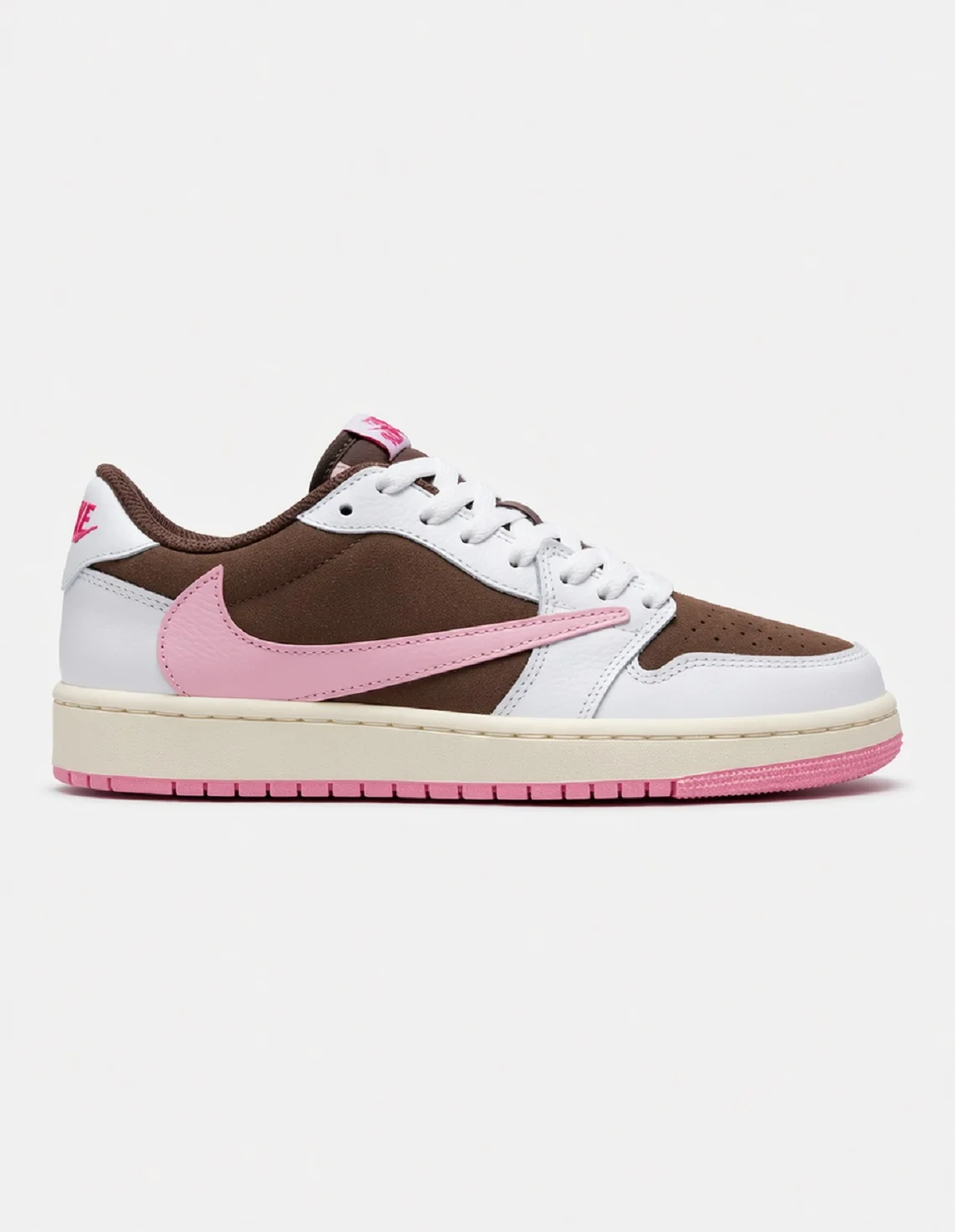 کفش روزانه زنانه نایک Nike Jordan 1 Low Travis Scott W