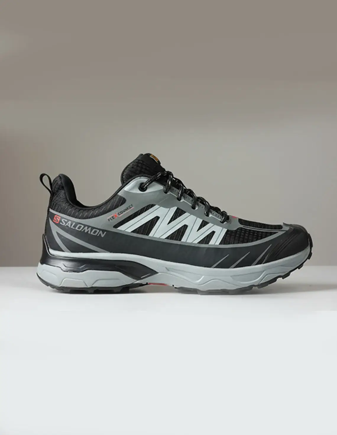 کفش ورزشی زنانه سالامون Out Pulse W