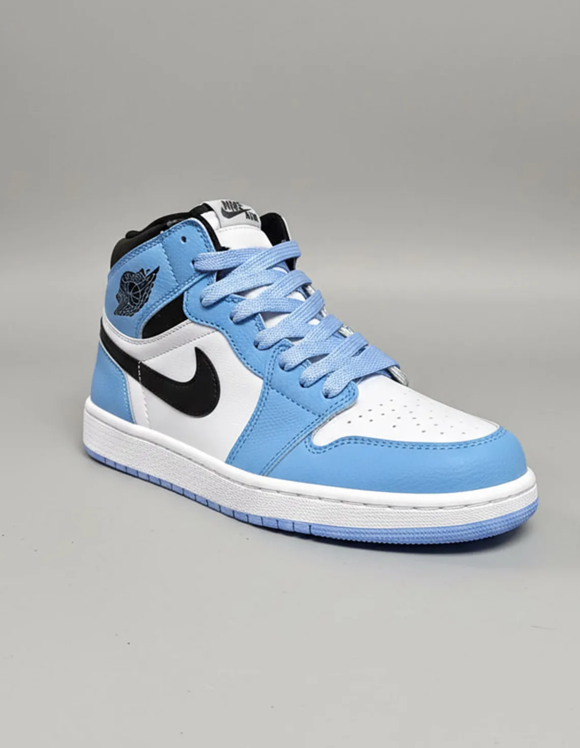 کفش روزانه زنانه نایکی Air Jordan 1 Mid Dark W