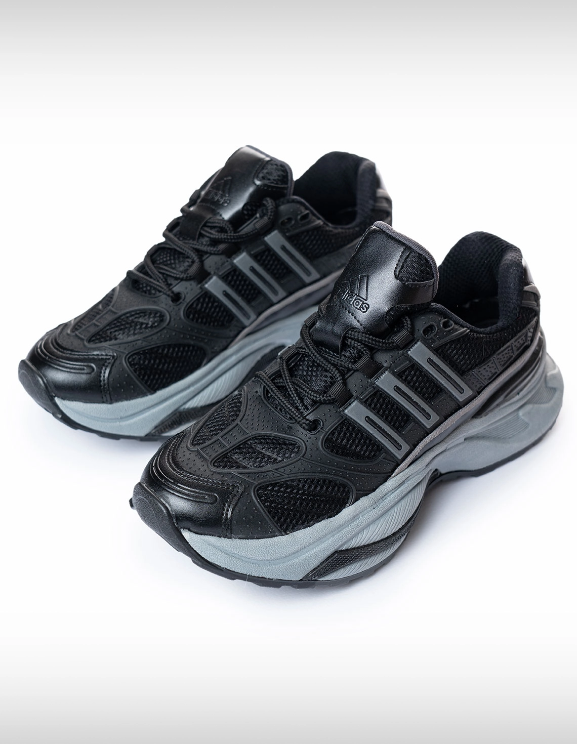 کفش روزانه مردانه آدیداس Adidas Adidas Ozweego M