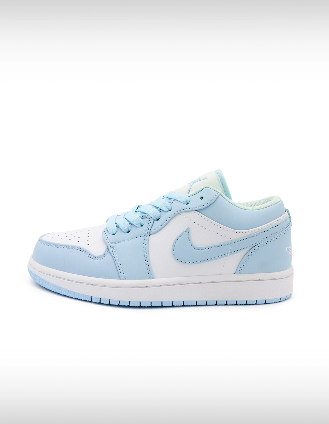 کفش روزانه زنانه نایک Nike Air Jordan 1 Low OG W