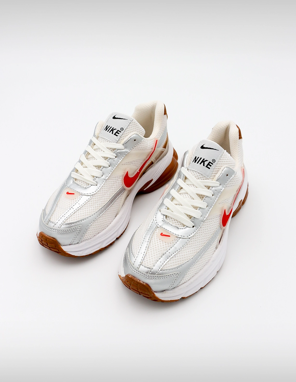کفش روزانه زنانه نایک Nike V2K Urban W