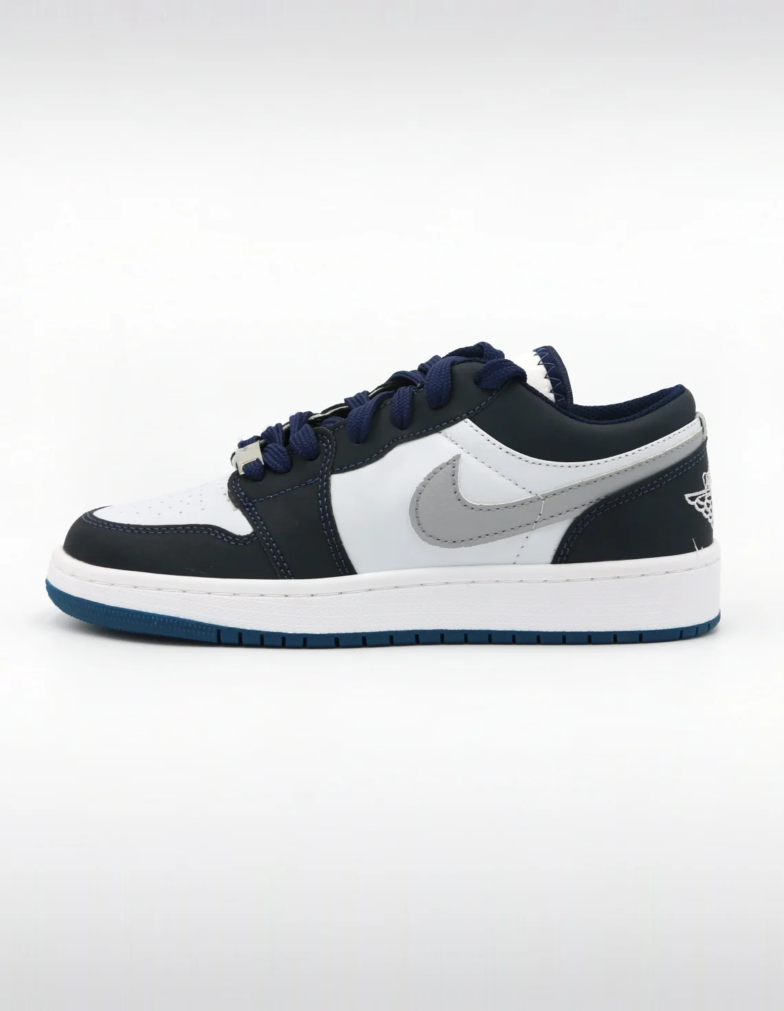 کتونی روزانه زنانه نایک Nike Air Jordan 1 Low LX W