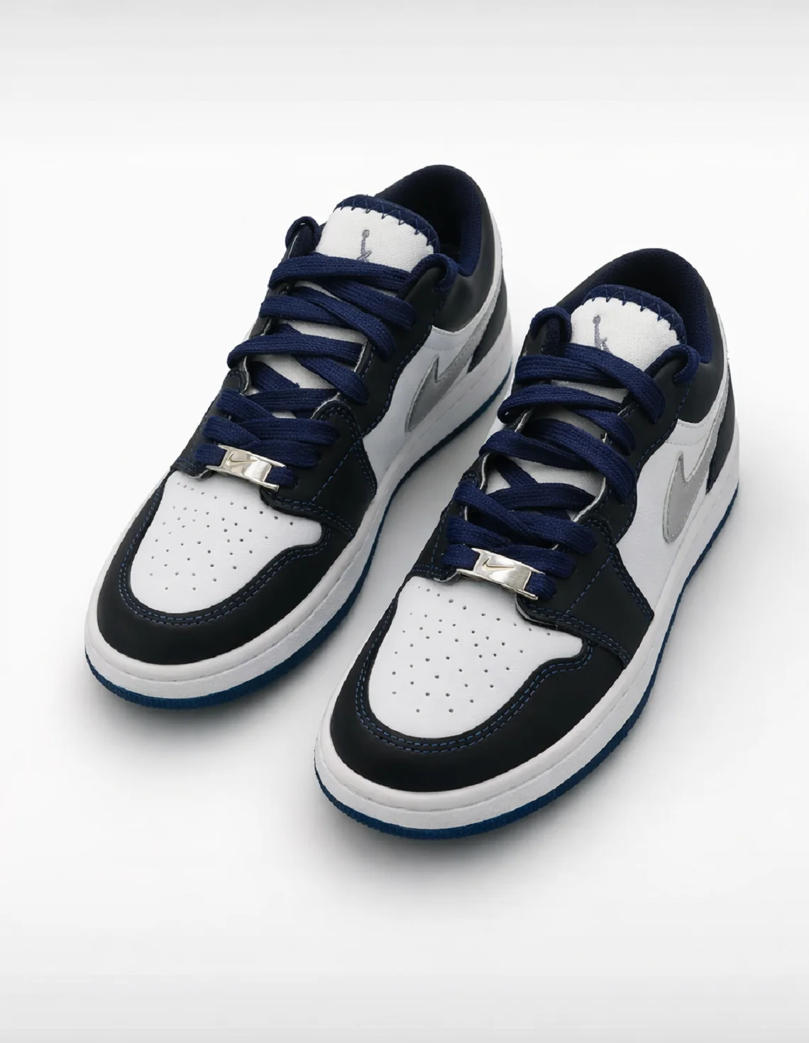 کتونی روزانه زنانه نایک Nike Air Jordan 1 Low LX W