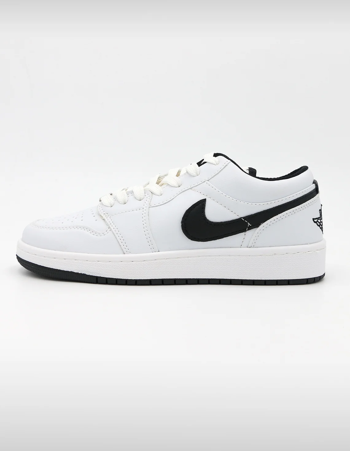 کتونی روزانه زنانه نایک Nike Air Jordan 1 Low LX W