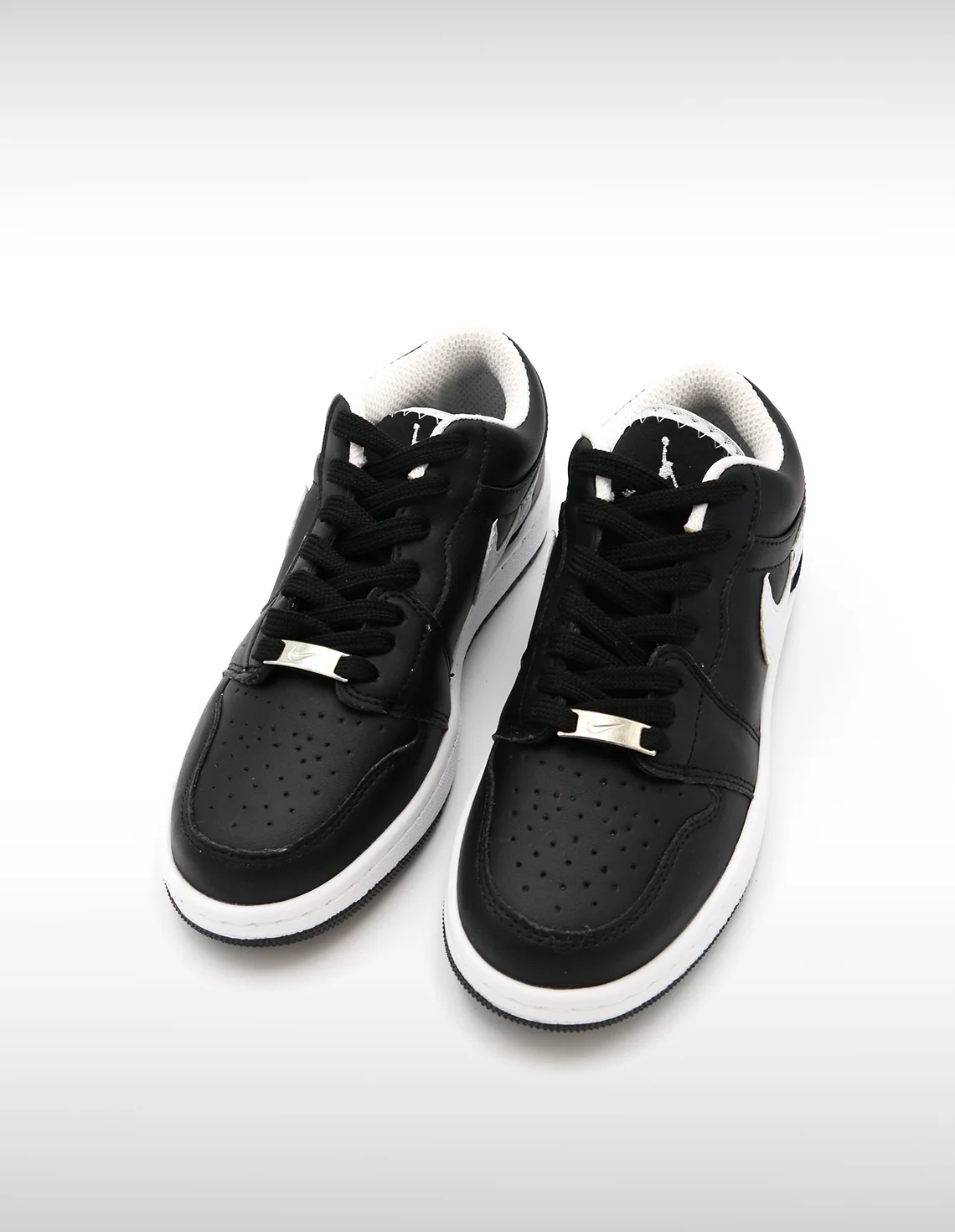 کتونی روزانه زنانه نایک Nike Air Jordan 1 Low LX W