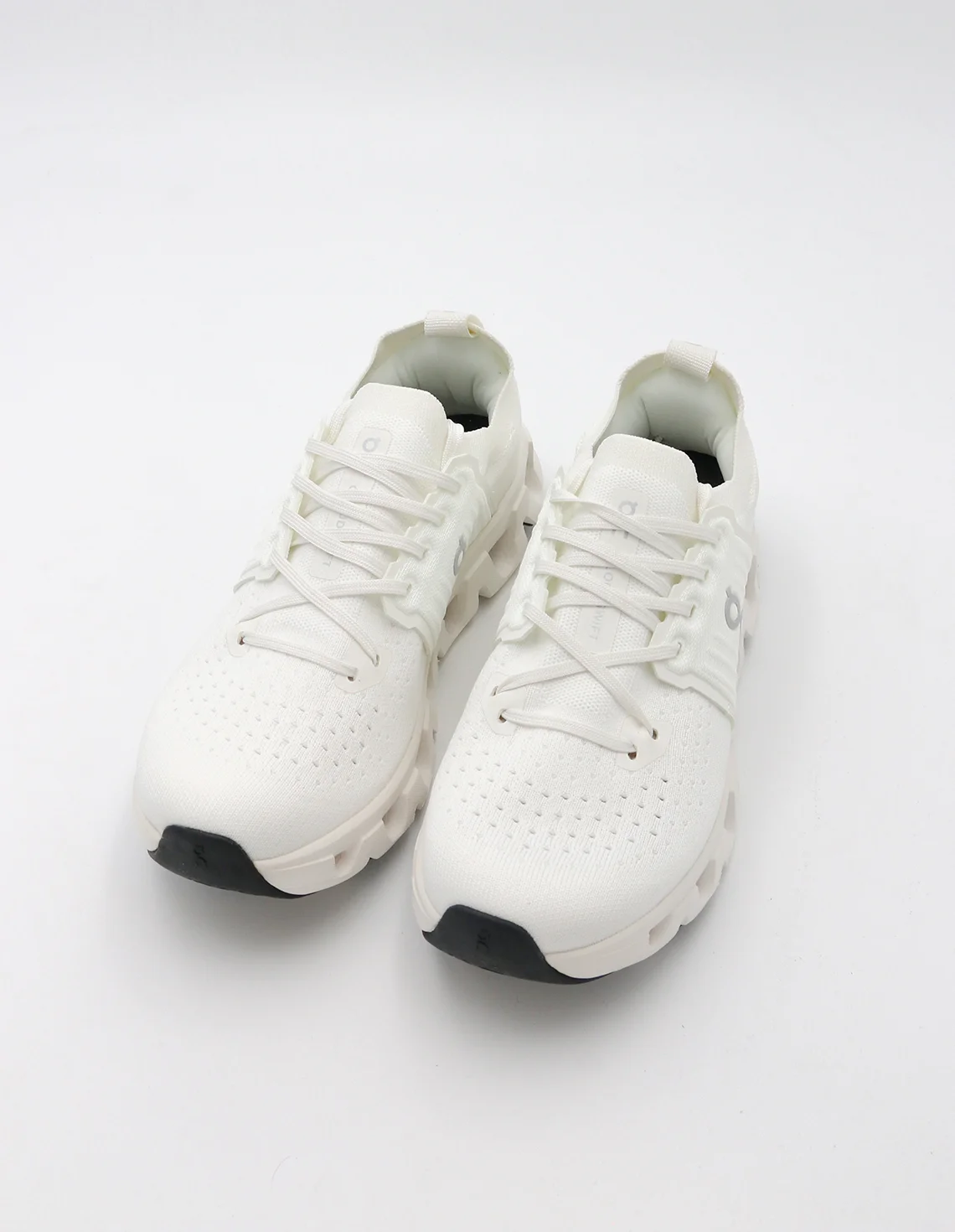 کتونی دویدن Unisex آن رانینگ Cloudswift 4 U
